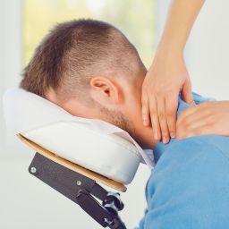 seated acupressure massage